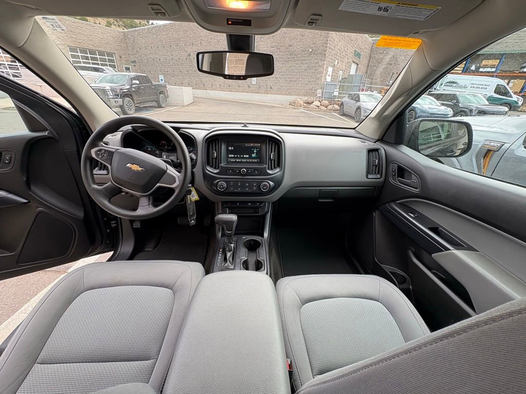 Used 2017 Chevrolet Colorado W/T w/ WT Convenience Package AWD/4WD image 4