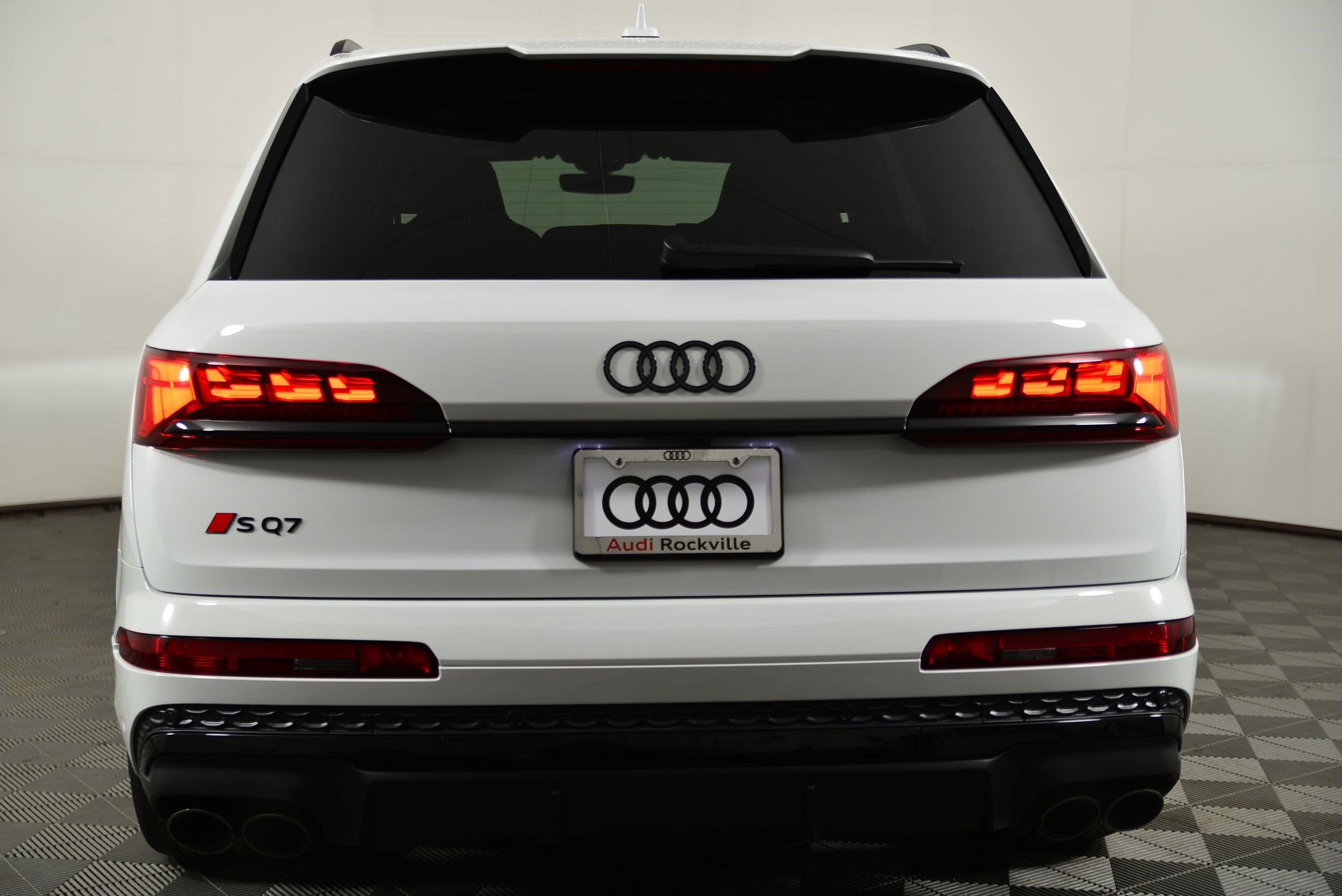 New 2026 Audi SQ7 Prestige image 8