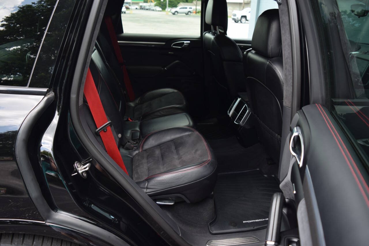 Used 2017 Porsche Cayenne GTS AWD/4WD image 67
