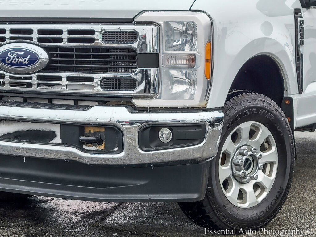 Used 2023 Ford F250 XLT image 33