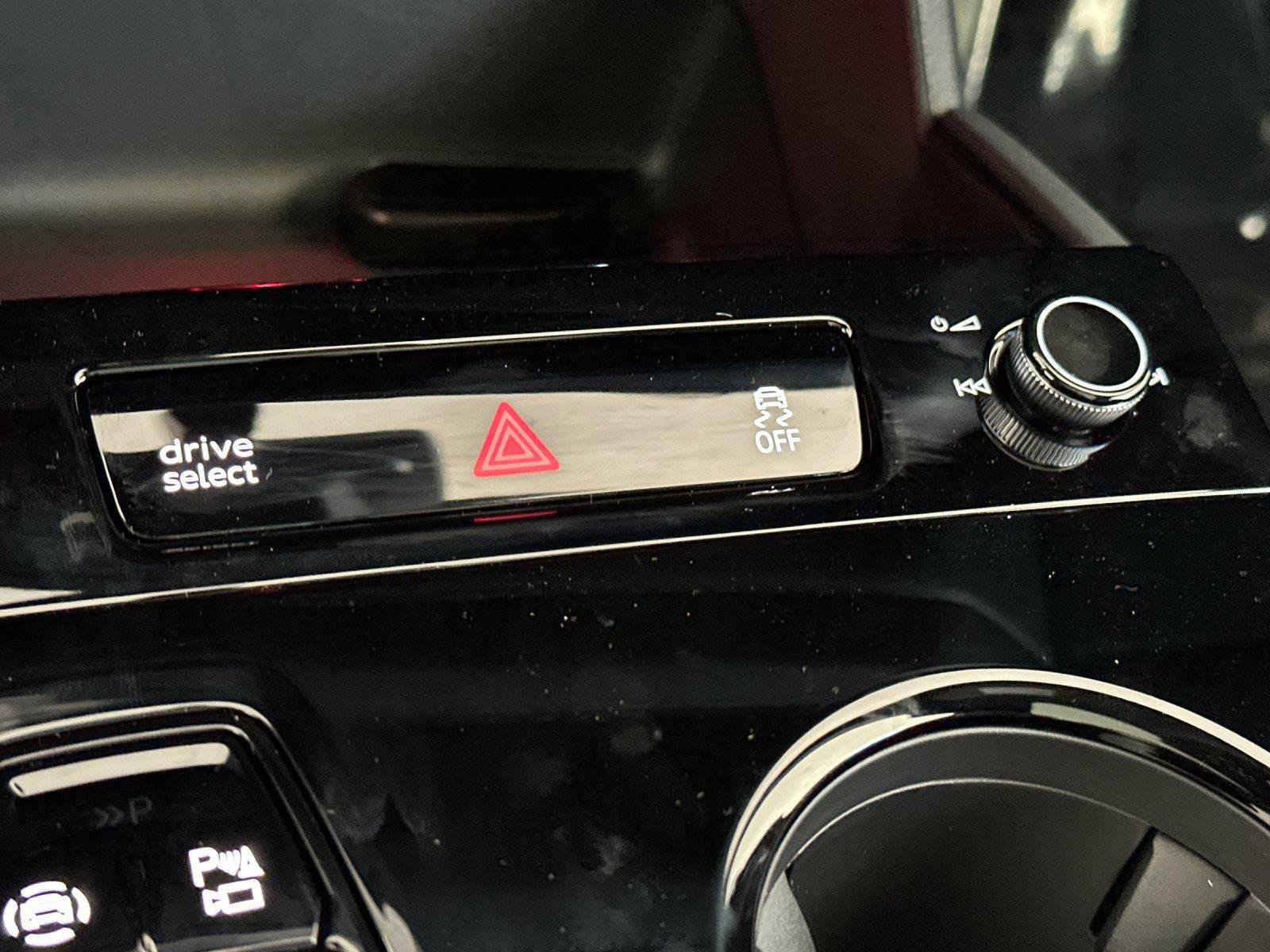 New 2027 Audi SQ6 e-tron Premium Plus AWD/4WD image 20