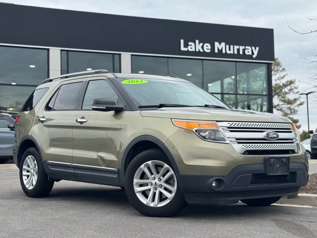 Used 2013 Ford Explorer XLT image 1