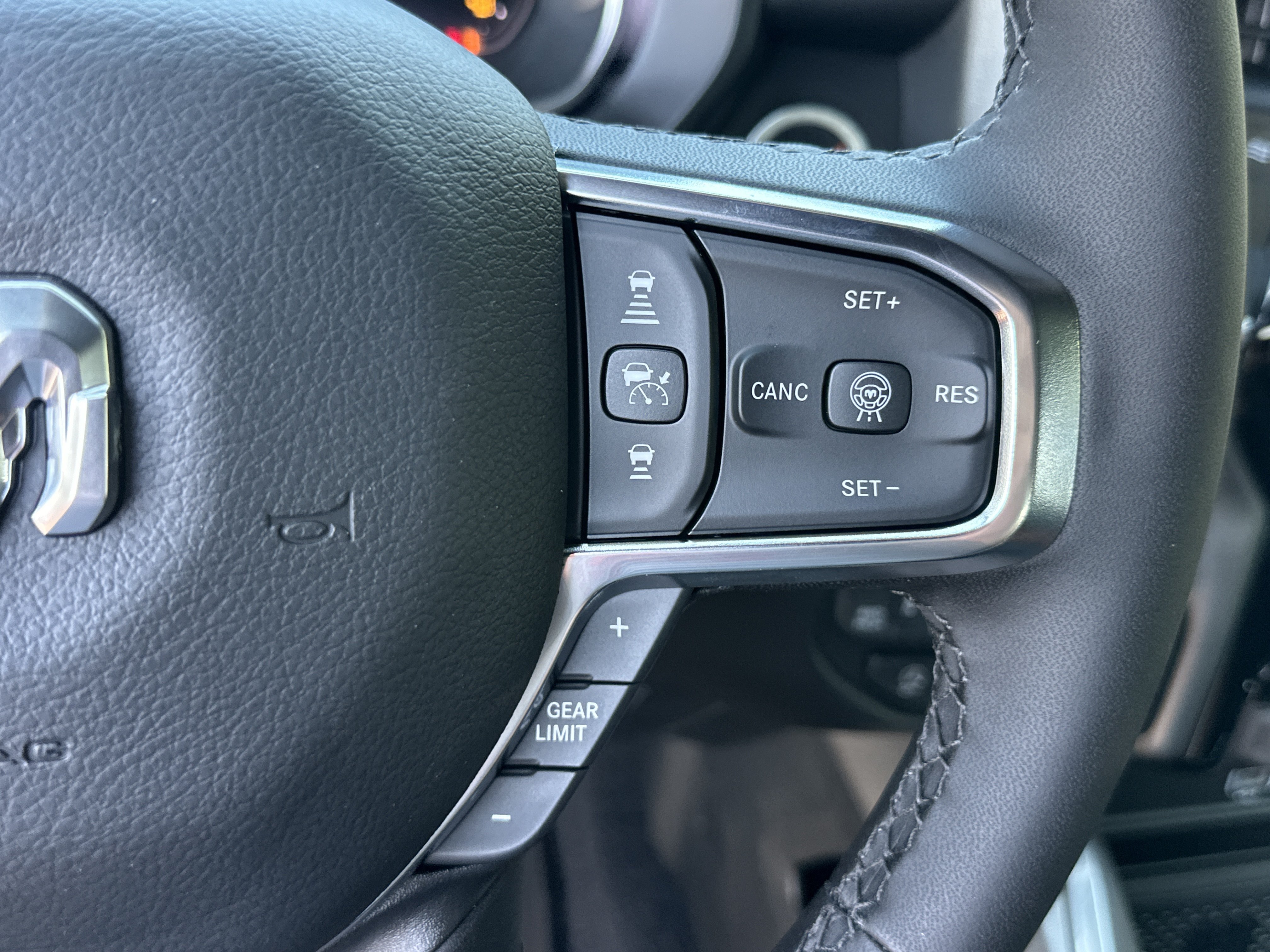 New 2027 RAM 1500 Laramie w/ Night Edition AWD/4WD image 12