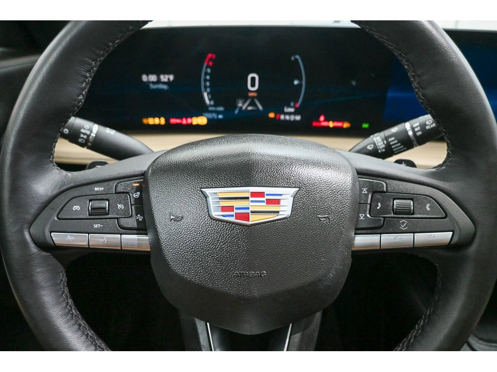 Certified 2024 Cadillac XT4 Luxury w/ Cold Weather Package image 12