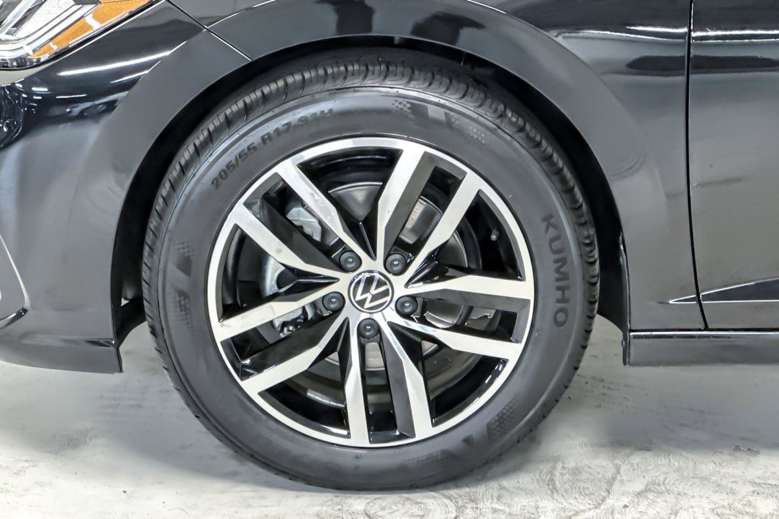 New 2025 Volkswagen Jetta SE image 23