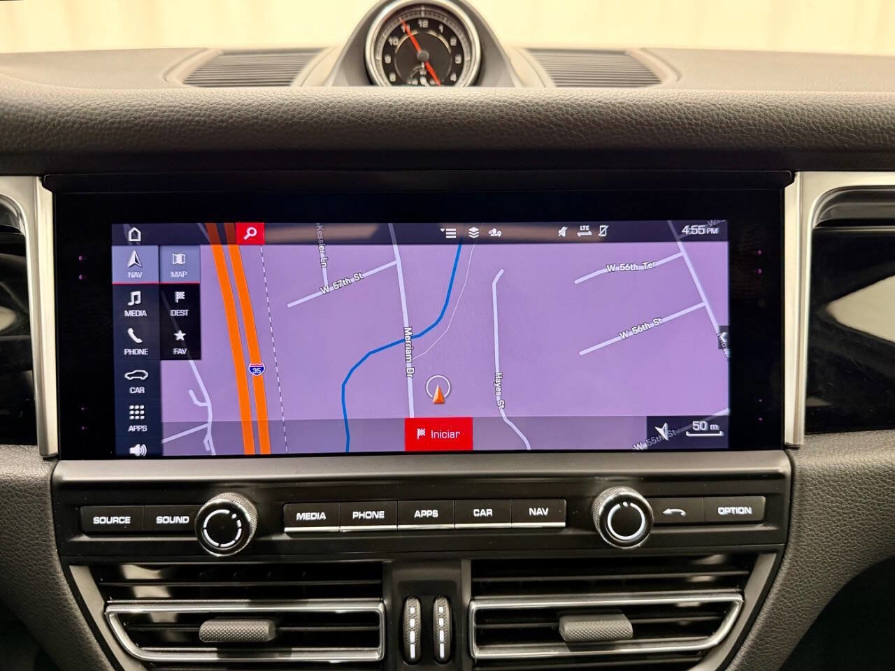 Used 2021 Porsche Macan image 13