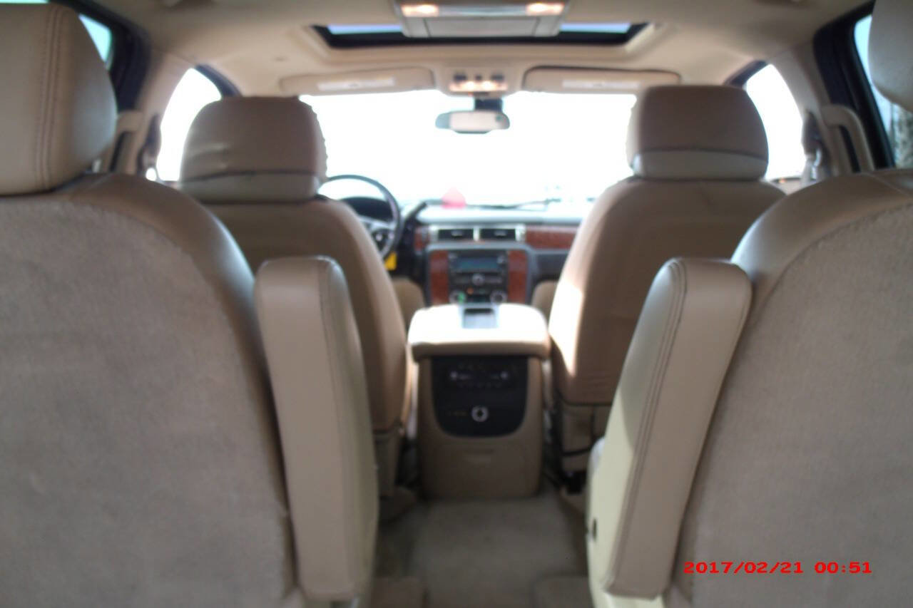 Used 2007 Chevrolet Tahoe LT w/ LT Preferred Equipment Group RWD image 8