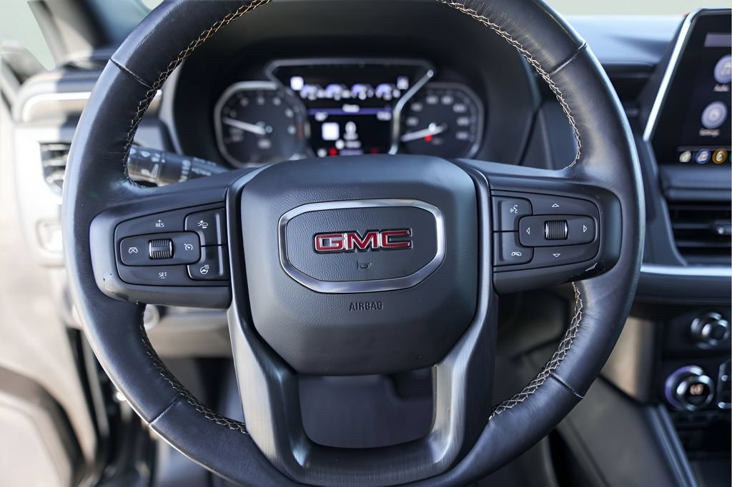 Used 2021 GMC Yukon AT4 w/ AT4 Premium Plus Package AWD/4WD image 15