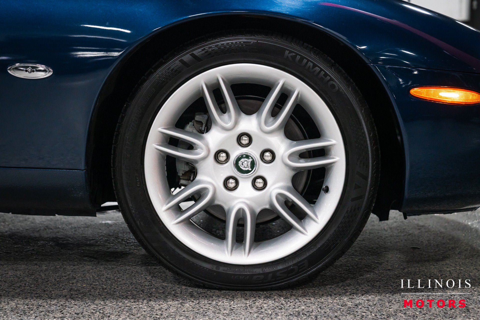 Used 2002 Jaguar XK8 Convertible RWD image 12