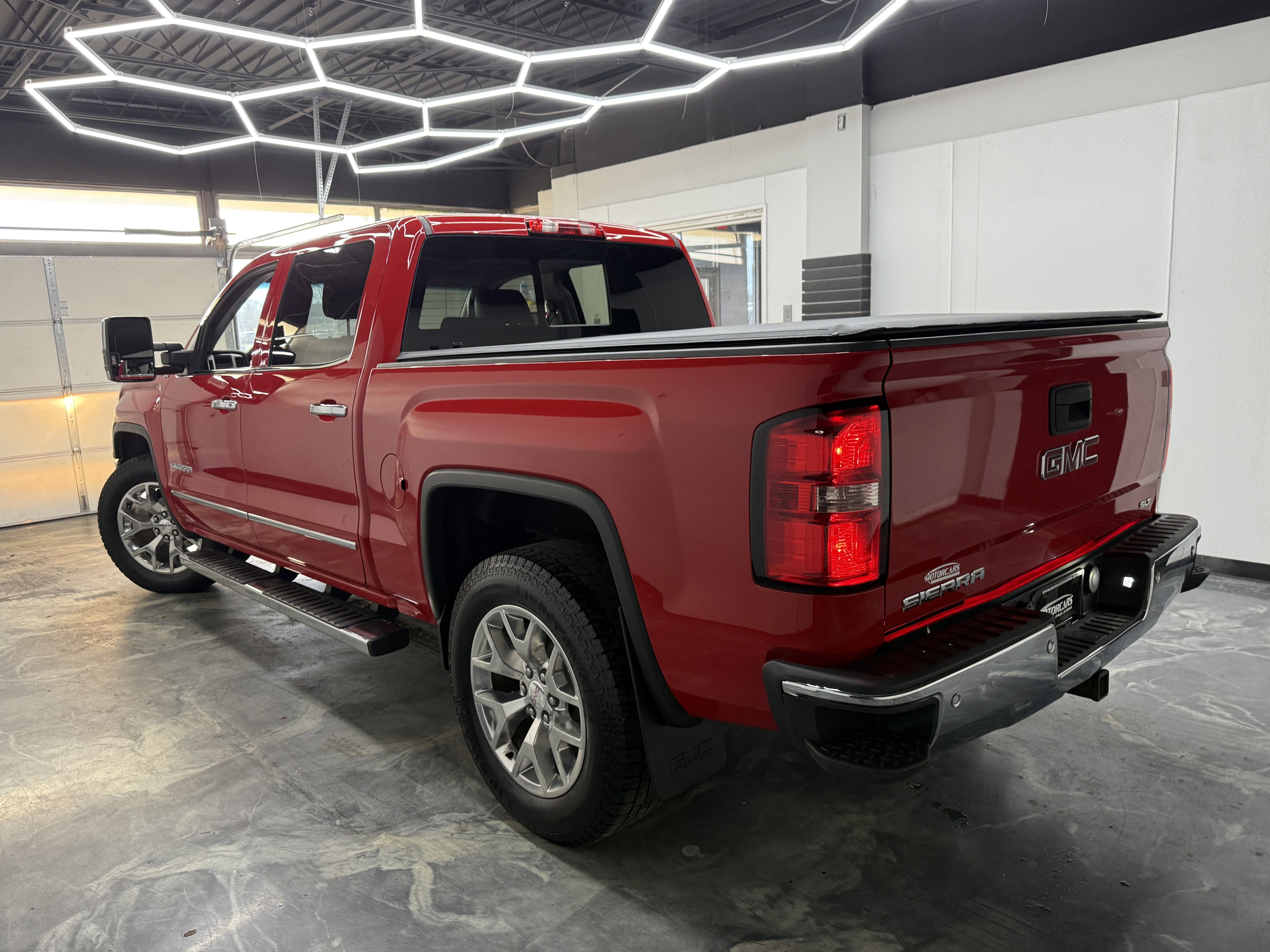 Used 2015 GMC Sierra 1500 SLT w/ SLT Crew Cab Value Package image 3