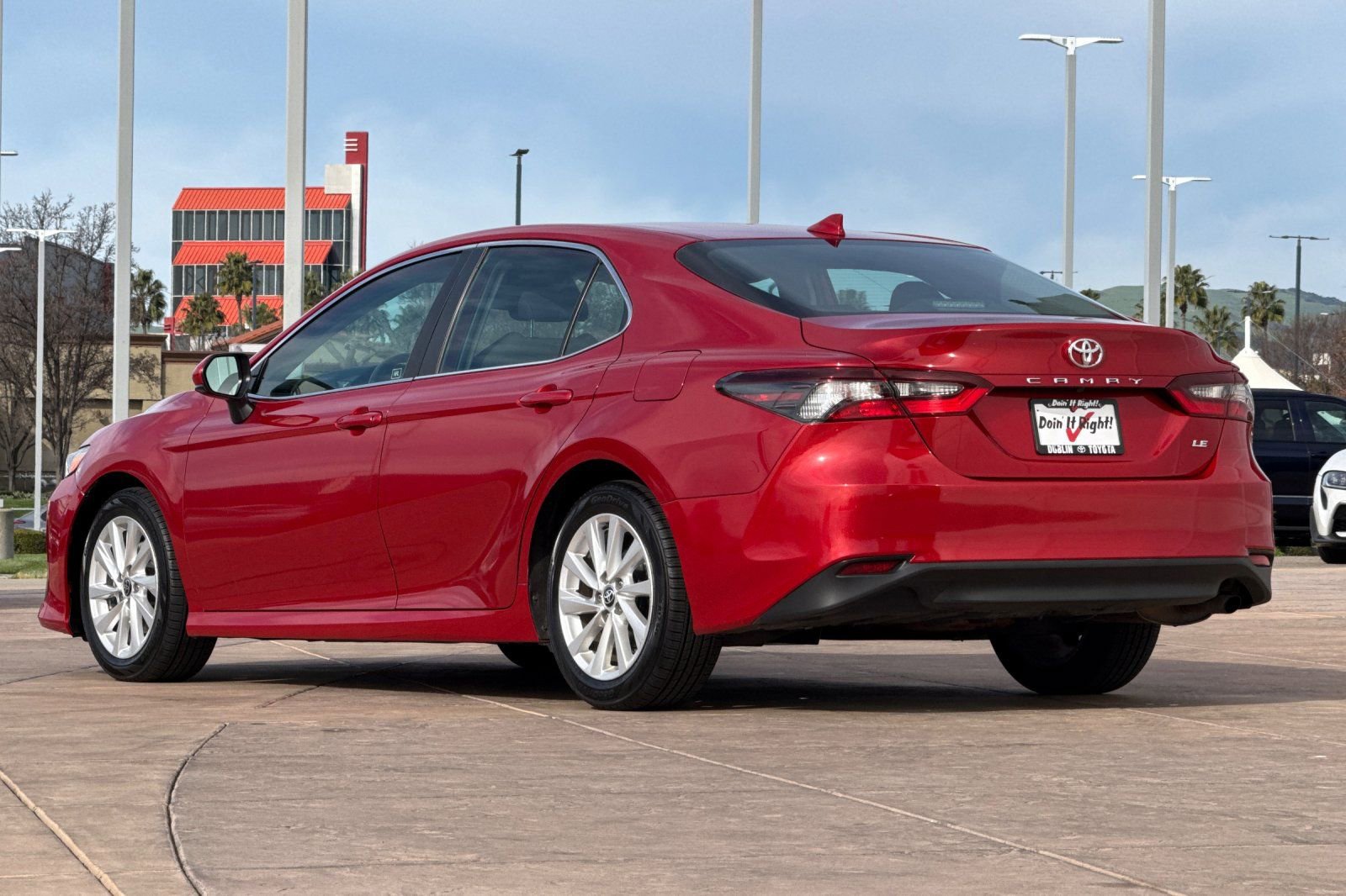 Certified 2023 Toyota Camry LE FWD image 7