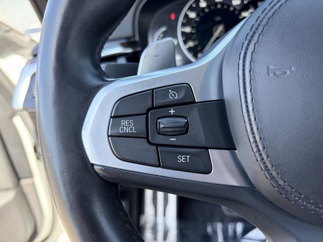 Used 2018 BMW 540i xDrive w/ M Sport Package image 8