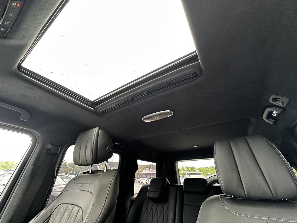 Certified 2025 Mercedes-Benz G 550 image 33