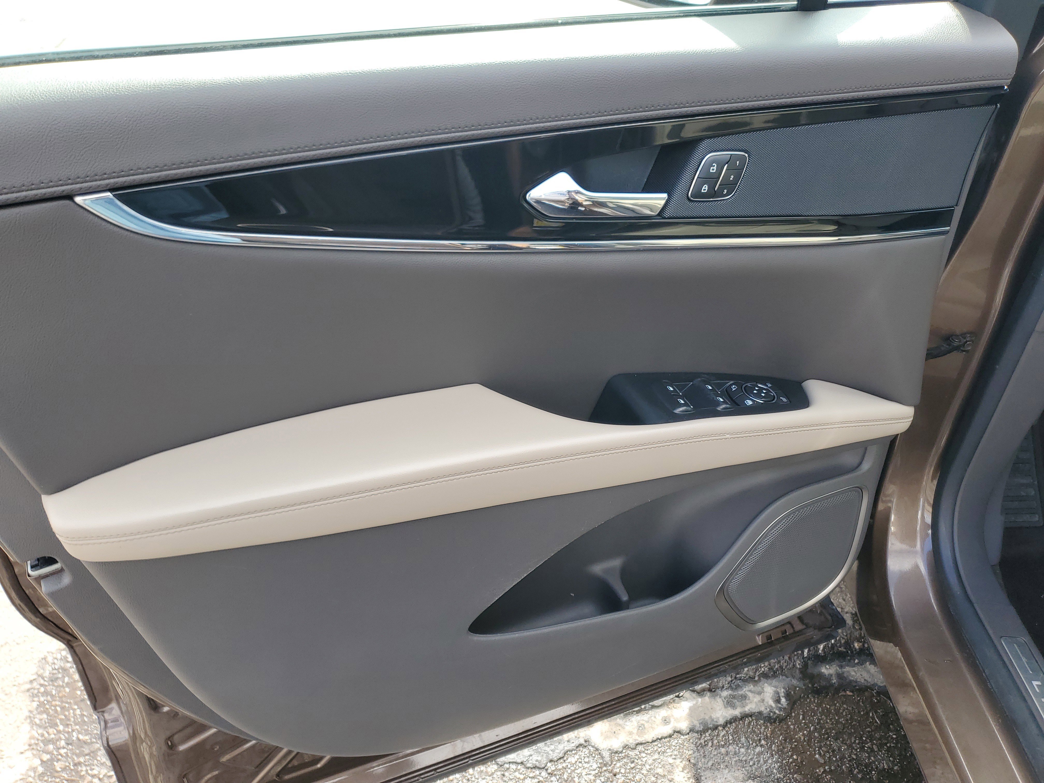 Certified 2022 Lincoln Nautilus Reserve image 10