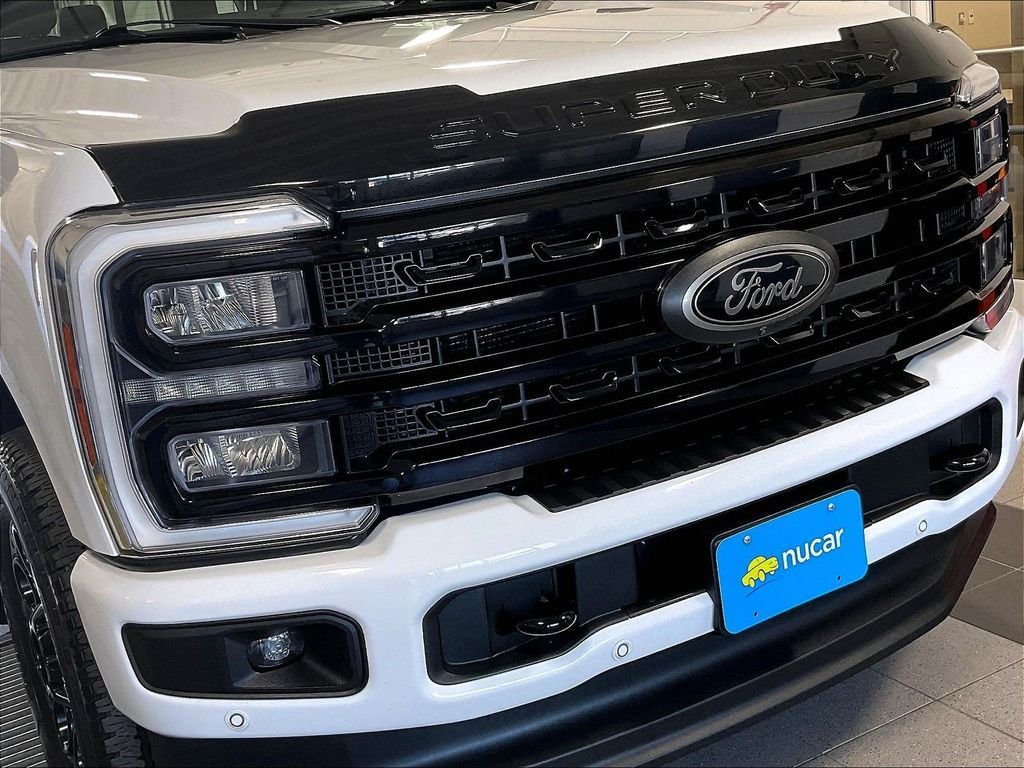 Used 2023 Ford F350 Lariat w/ Lariat Ultimate Package AWD/4WD image 32
