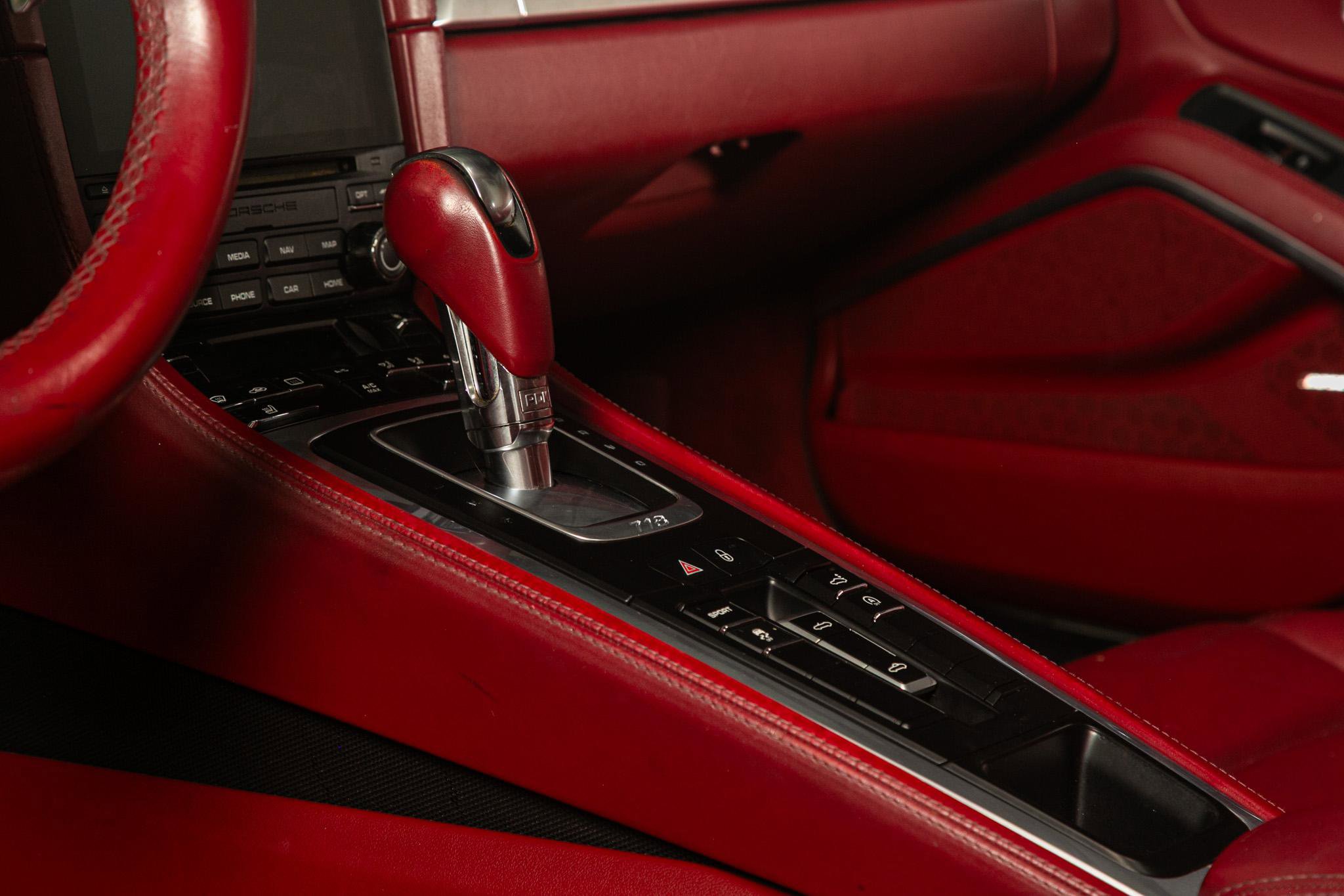 Used 2017 Porsche 718 Boxster RWD image 26