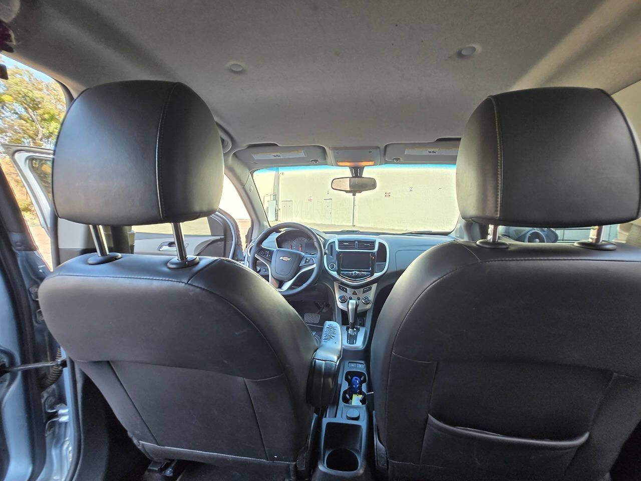 Used 2018 Chevrolet Sonic Premier FWD image 30
