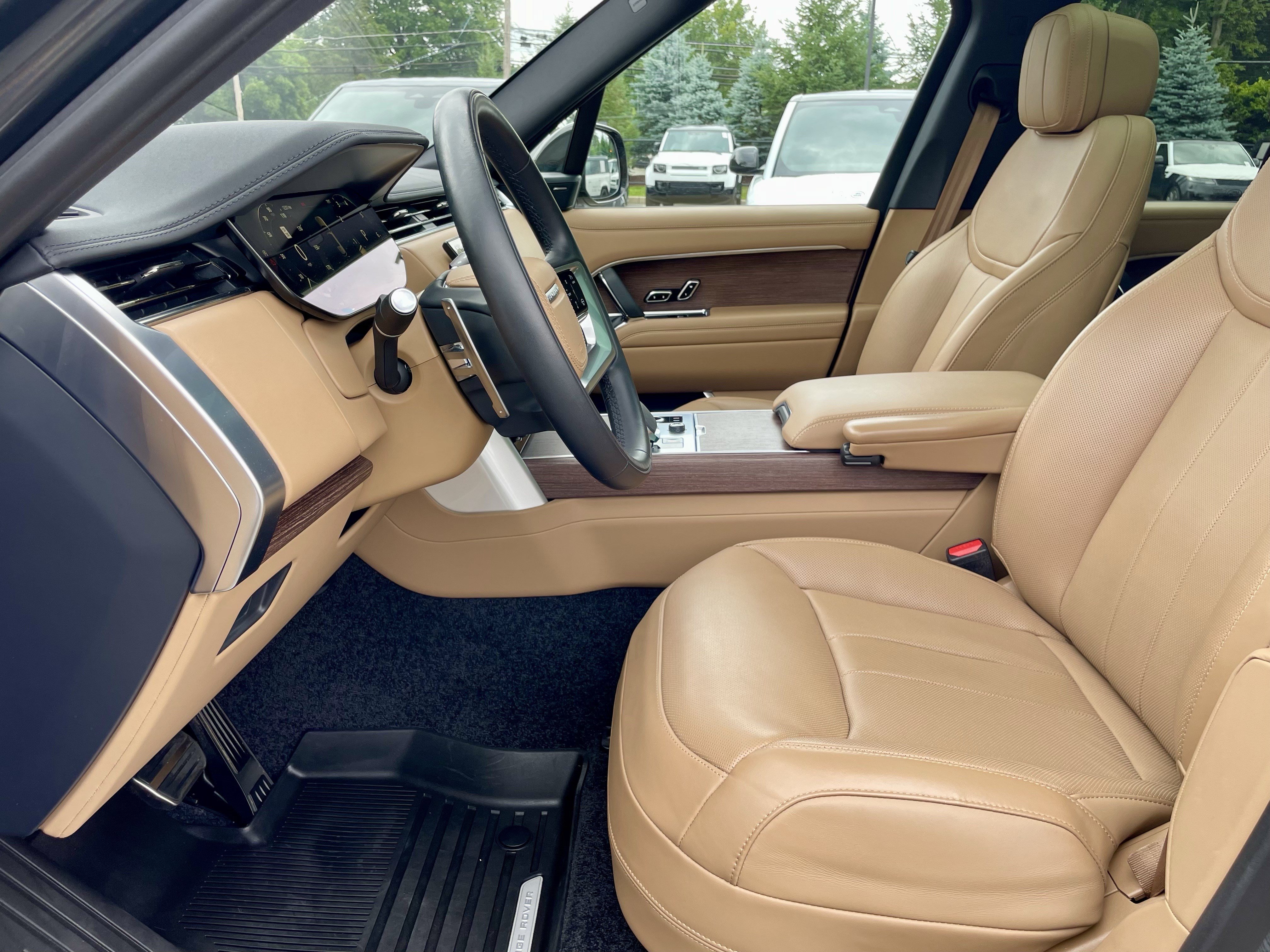 Used 2023 Land Rover Range Rover SE AWD/4WD image 14