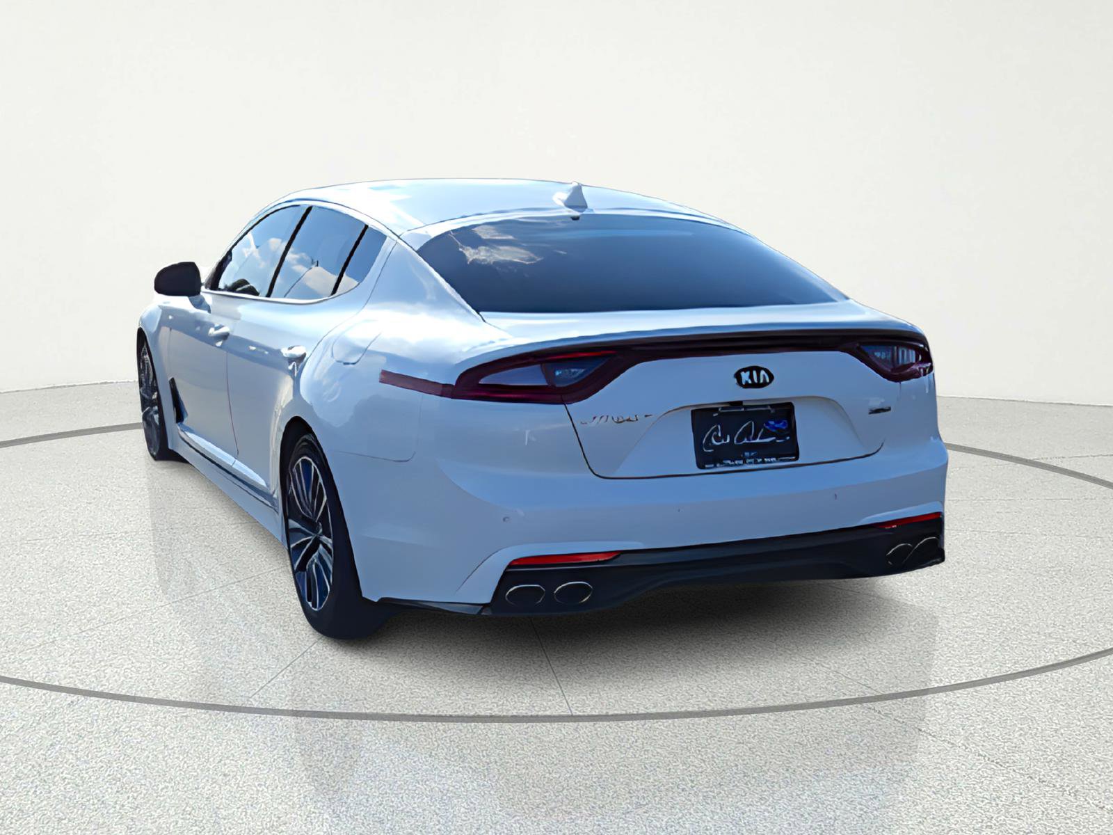 Used 2018 Kia Stinger Premium image 5