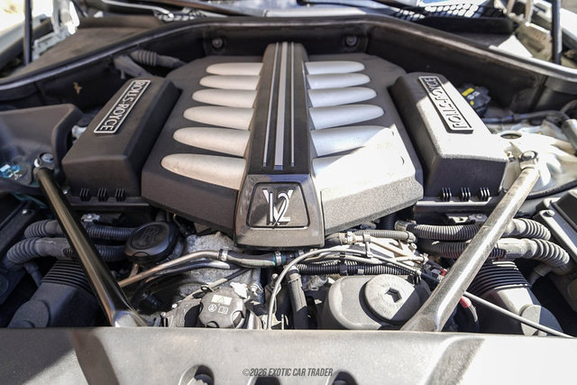 Used 2017 Rolls-Royce Wraith RWD image 13