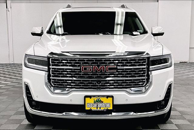 Used 2023 GMC Acadia Denali w/ Denali Ultimate Package FWD image 4