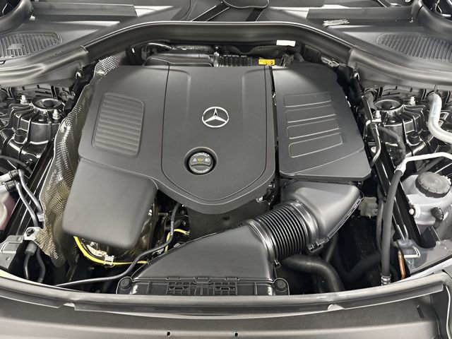 Used 2026 Mercedes-Benz GLC 300 image 9