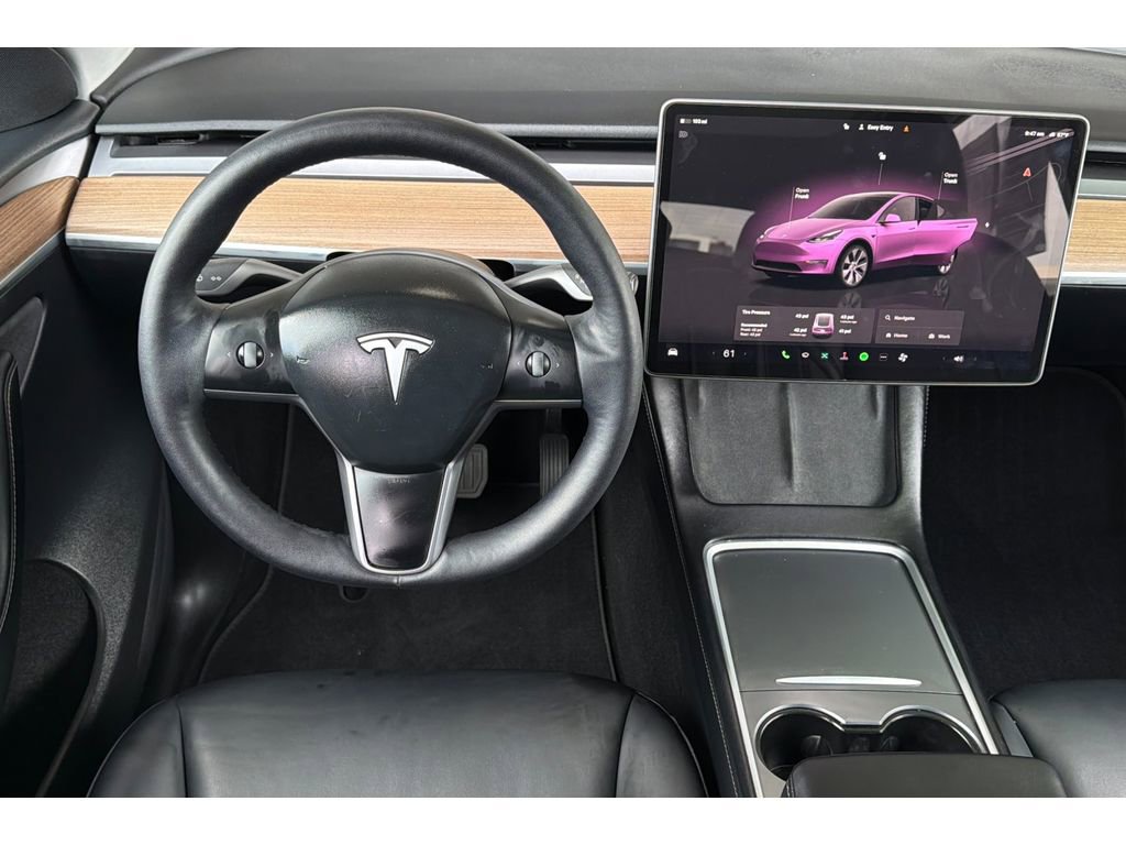 Used 2024 Tesla Model Y Long Range AWD/4WD image 16