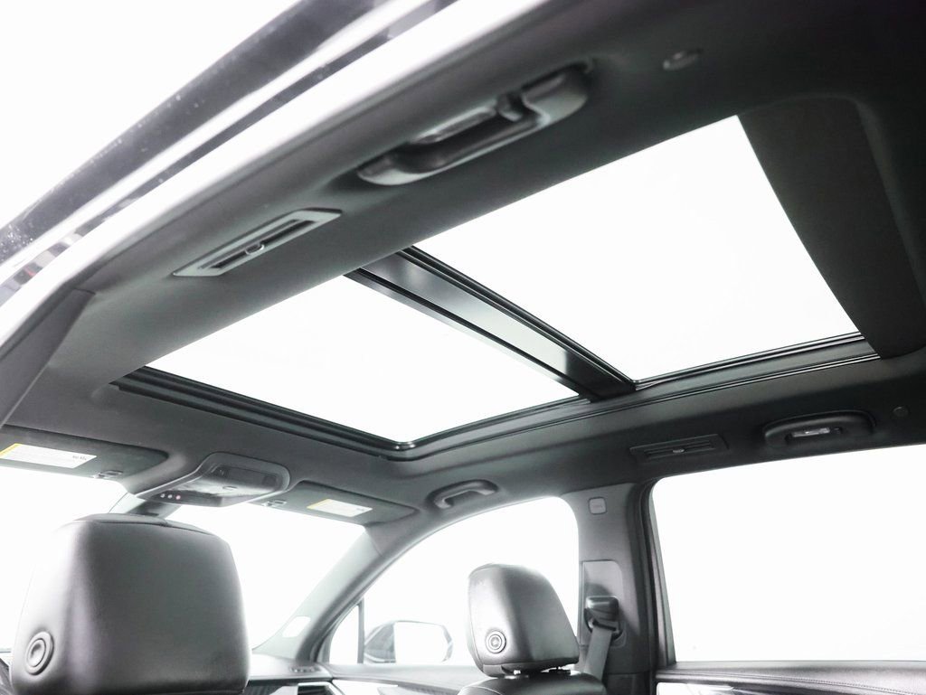 Used 2020 Cadillac XT6 Premium Luxury image 23