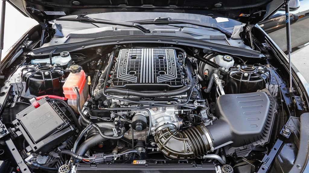 Used 2020 Chevrolet Camaro ZL1 image 28