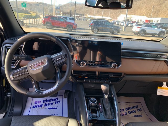 New 2026 GMC Canyon AT4 w/ AT4 Premium Package image 10