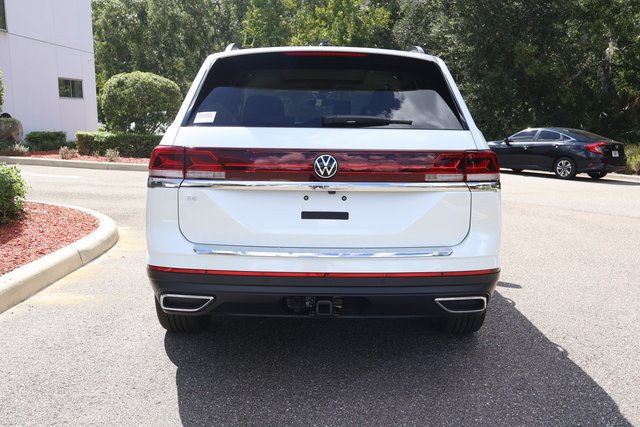 Certified 2026 Volkswagen Atlas SE FWD image 6