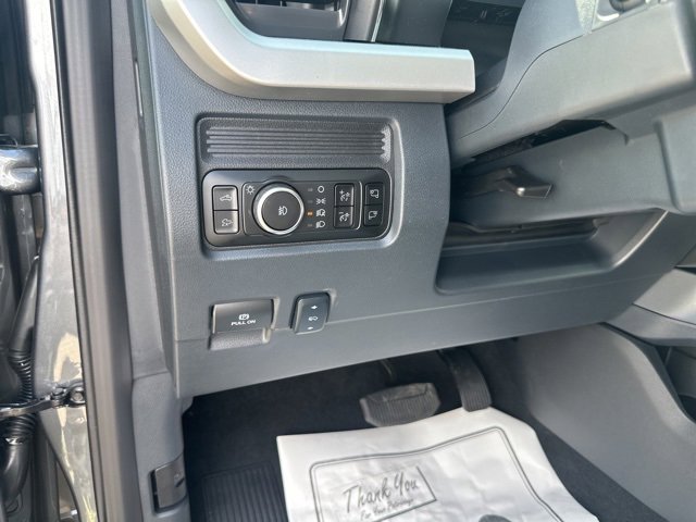 New 2025 Ford F250 Lariat w/ Lariat Ultimate Package image 33
