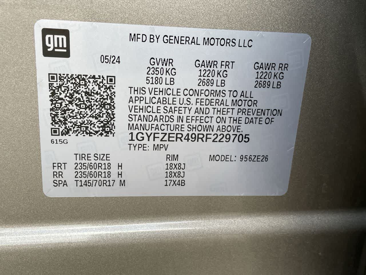 Certified 2024 Cadillac XT4 Sport w/ Cold Weather Package FWD image 36