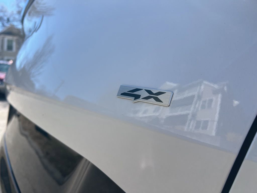 Certified 2025 Kia Sportage SX AWD/4WD image 10