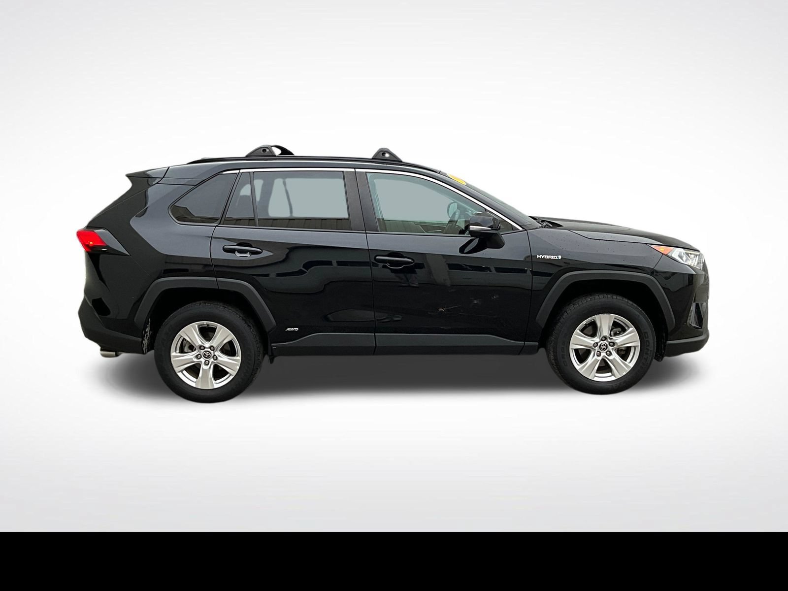 Used 2021 Toyota RAV4 XLE w/ XLE Grade Weather Package AWD/4WD image 21