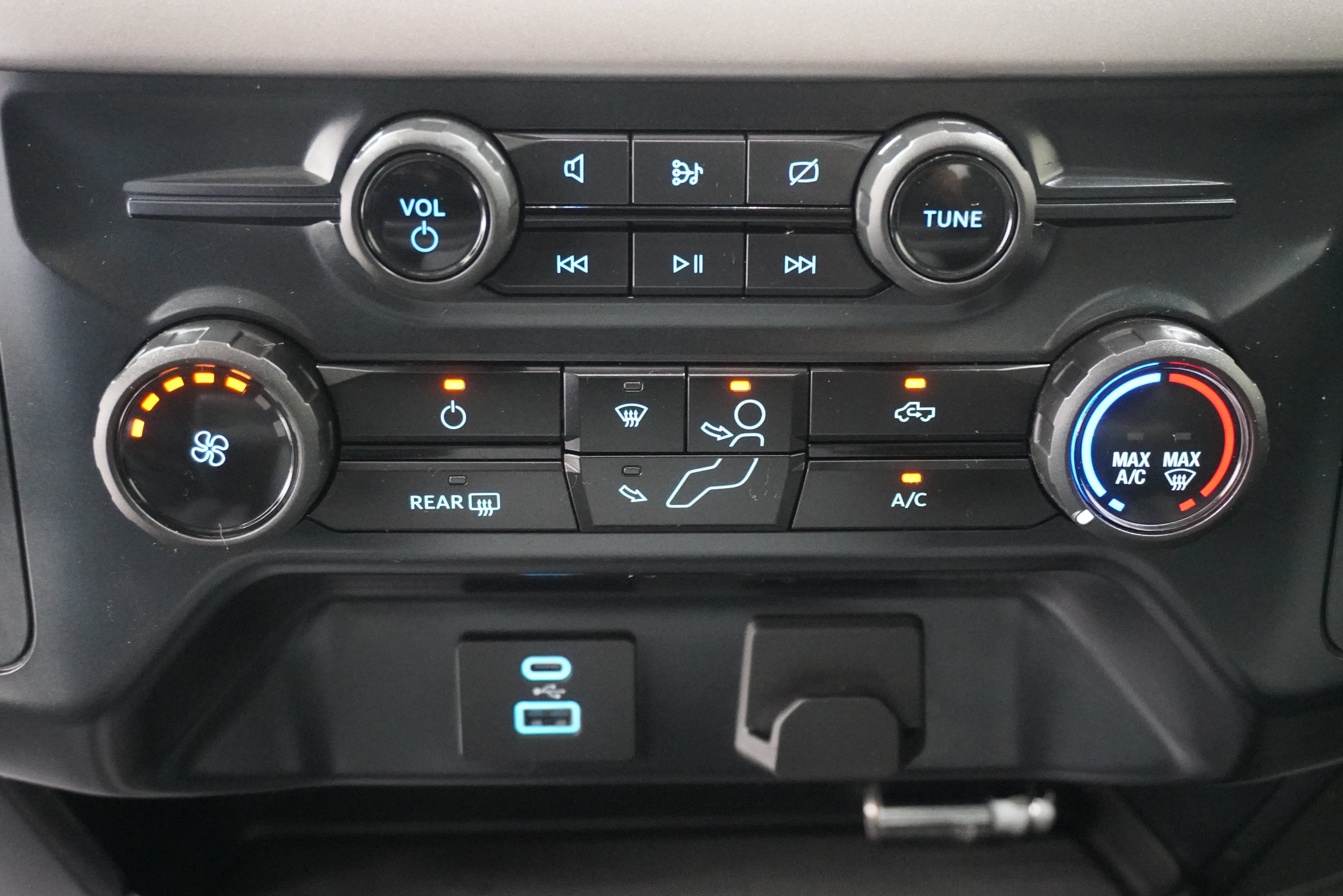 Used 2024 Ford F150 XL AWD/4WD image 20