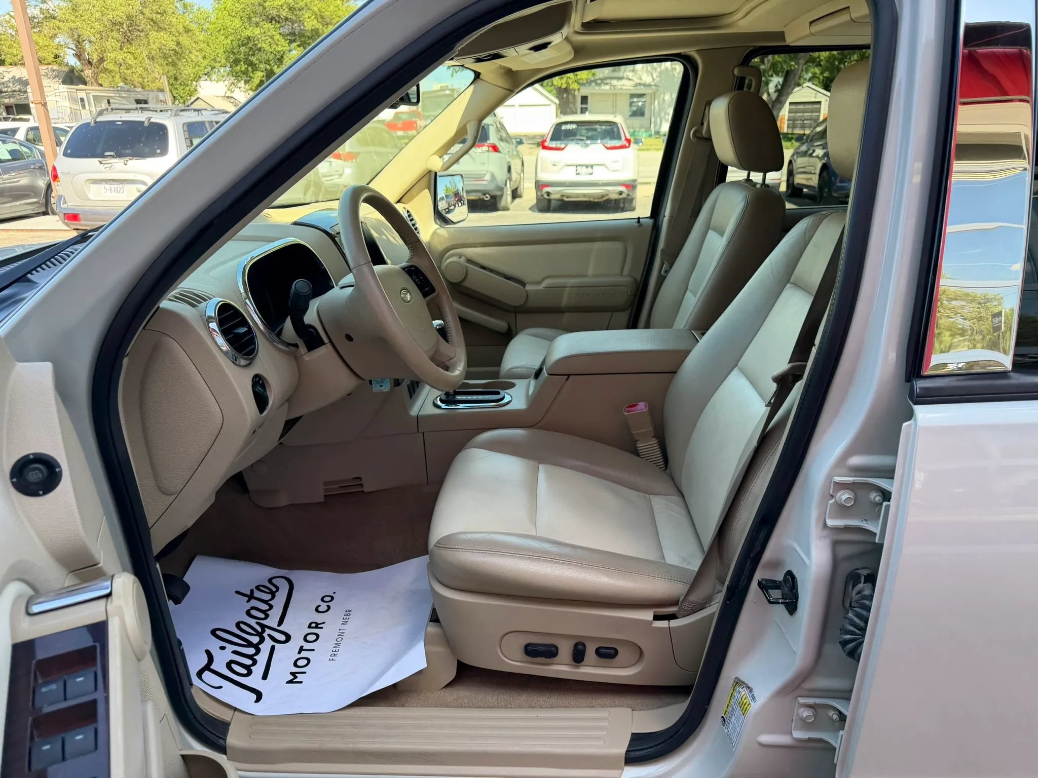 Used 2006 Ford Explorer Limited AWD/4WD image 10