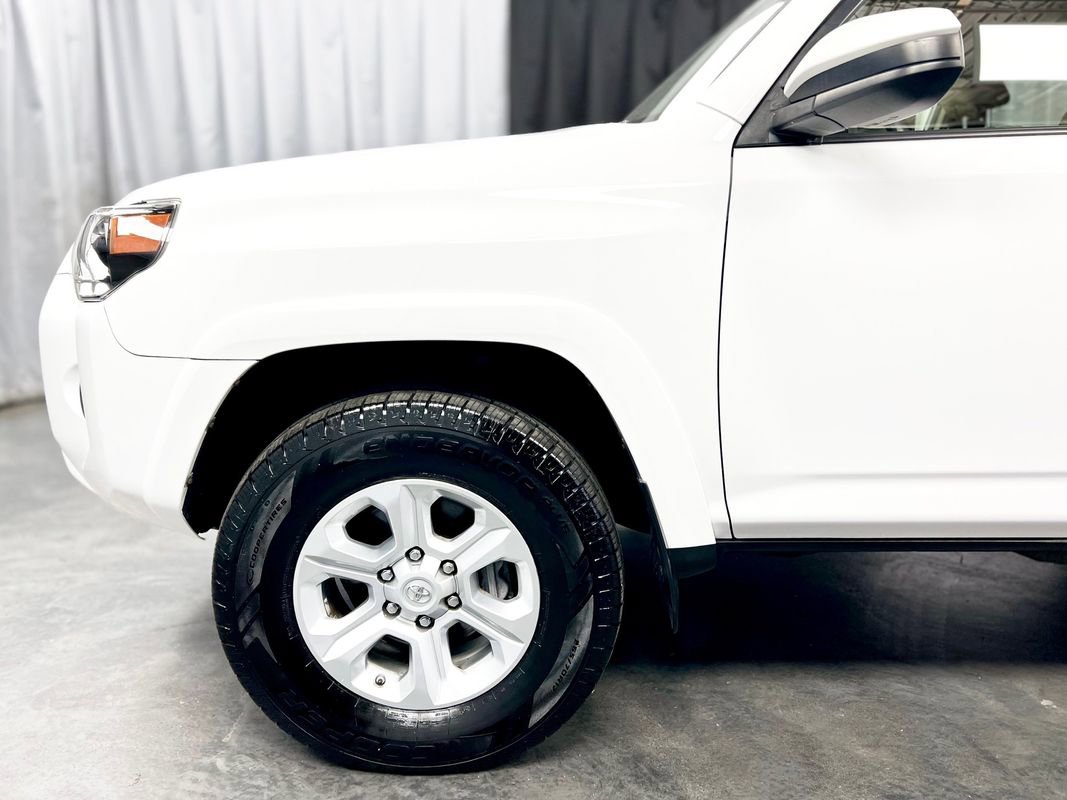 Used 2017 Toyota 4Runner SR5 image 12