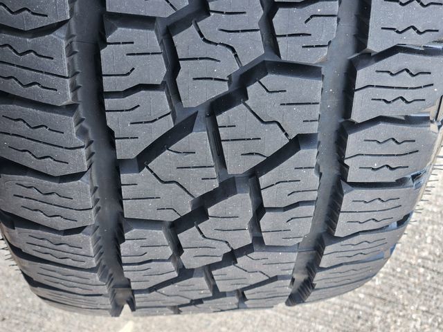 Certified 2019 Toyota Tundra SR5 AWD/4WD image 11