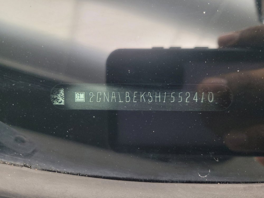 Used 2017 Chevrolet Equinox LS FWD image 33