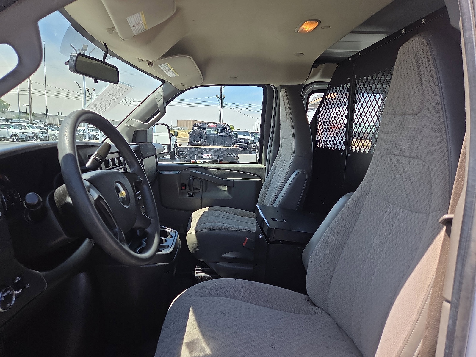 Used 2016 Chevrolet Express 2500 RWD image 13