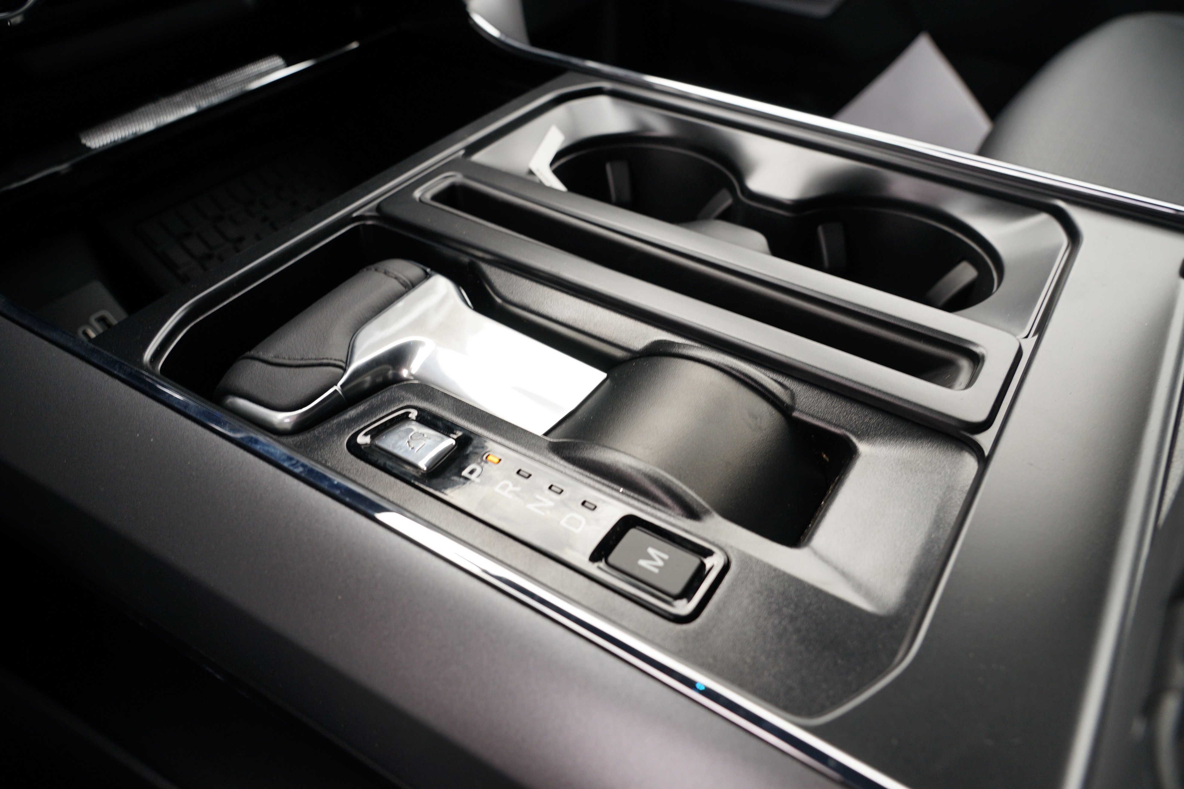 New 2025 Ford F150 Lariat w/ Equipment Group 502A High image 28