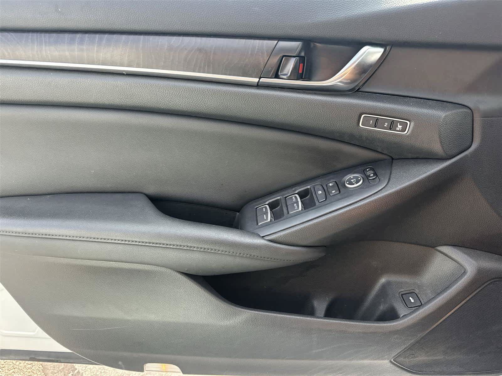 Used 2021 Honda Accord EX-L image 22