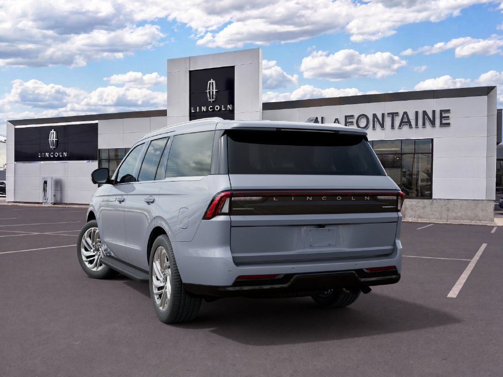 New 2027 Lincoln Navigator Premiere AWD/4WD image 8