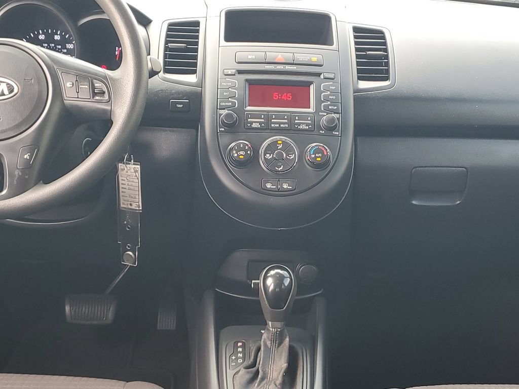 Used 2012 Kia Soul FWD image 15