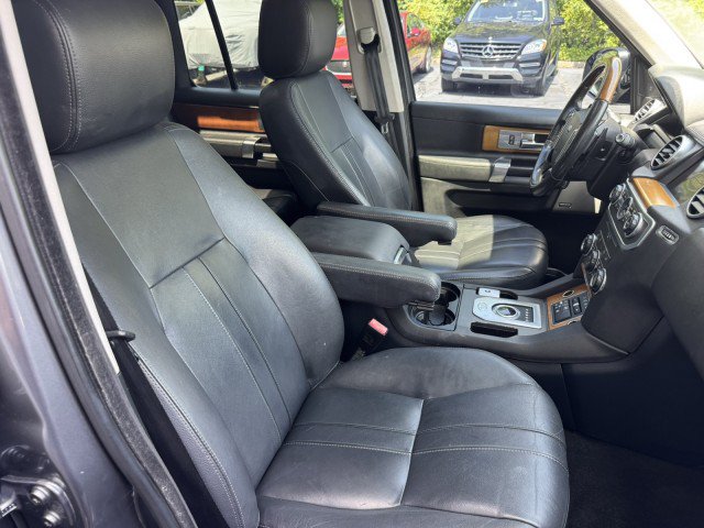 Used 2016 Land Rover LR4 HSE Silver Edition AWD/4WD image 42
