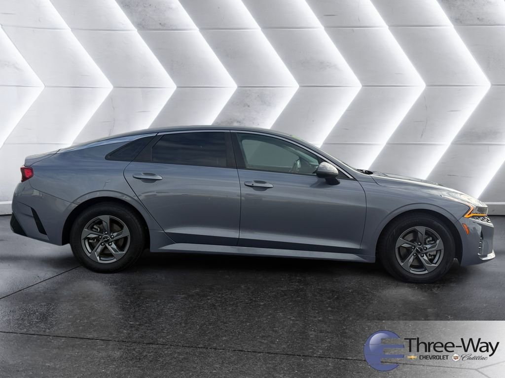 Used 2022 Kia K5 LXS image 6