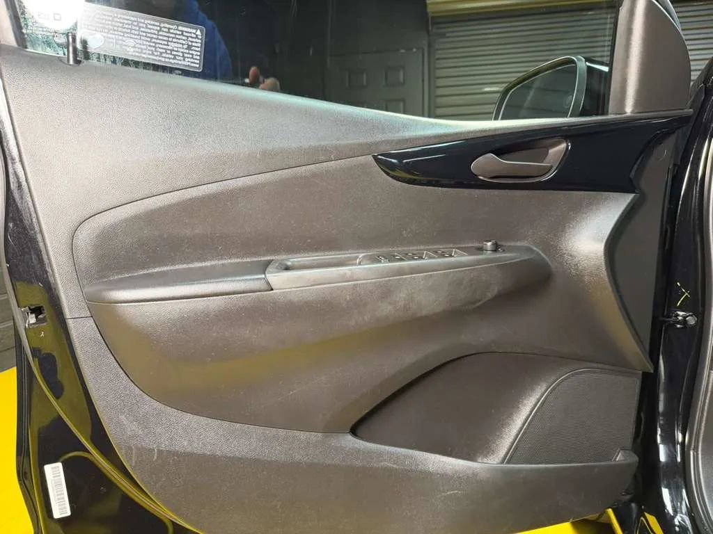 Used 2020 Chevrolet Spark LT FWD image 24