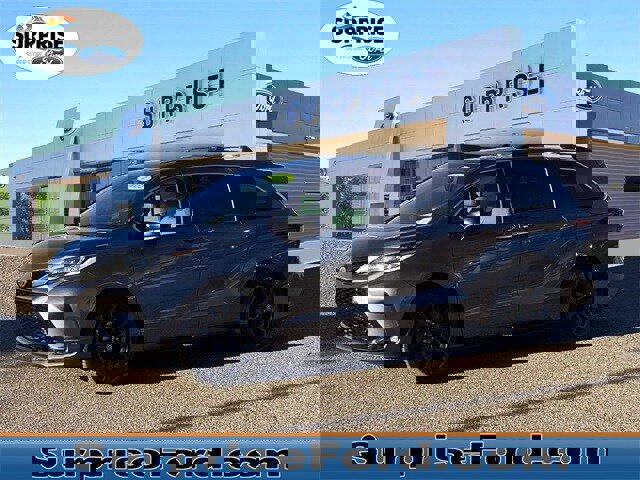 Used 2022 Toyota Sienna XSE