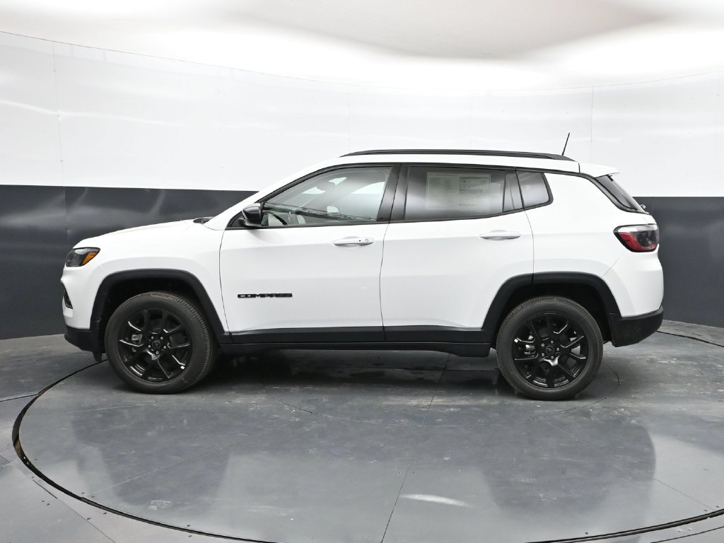 New 2026 Jeep Compass Latitude AWD/4WD image 29